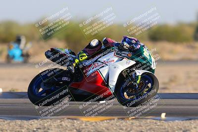 media/Nov-19-2023-CVMA (Sun) [[1f3d1b7ccb]]/Race 17 Amateur Supersport Middleweight/